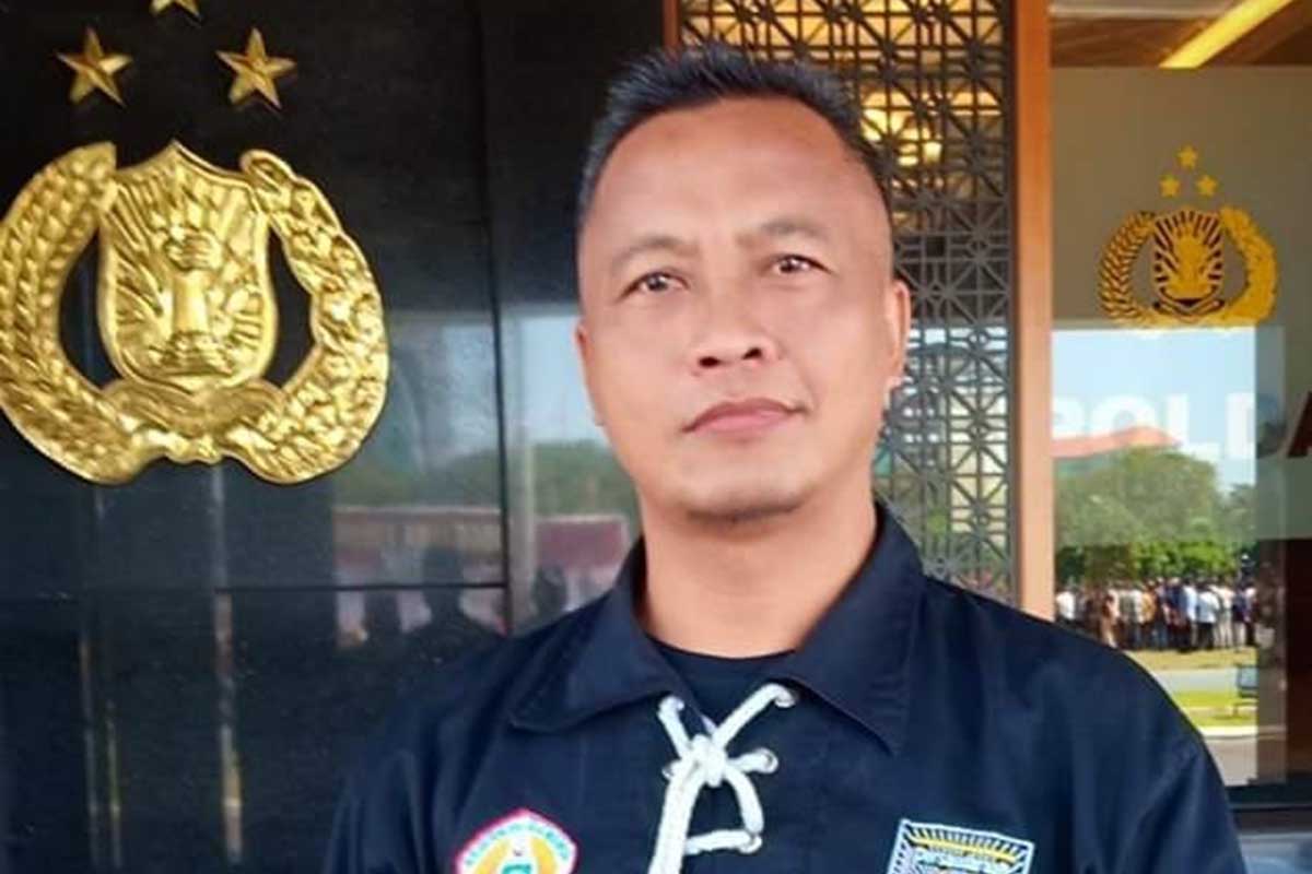 FS Herlambang: Inisiator Spanduk Petisi Provokatif Tidak Punya Hak Pilih, Kami Laporkan -
