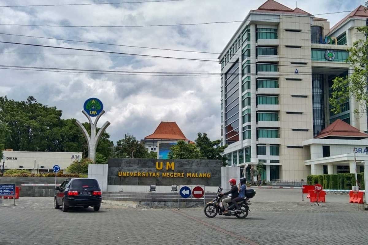 Kampus UM tetap menggelar PTM terbatas 50 persen. (jaz) - Ada Civitas Positif, UM Tampik Terpapar Karena PTM Luring