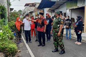 Ketua DPRD Kota Malang mengunjungi Kampung Wonosari Go Green. (ist) - Ketua DPRD Kota Malang Apresiasi Wonosari Go Green Sebagai Kampung Pancasila
