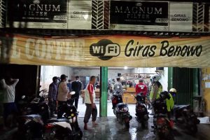 Koramil Benowo Gencarkan Razia PPKM di Jam Malam