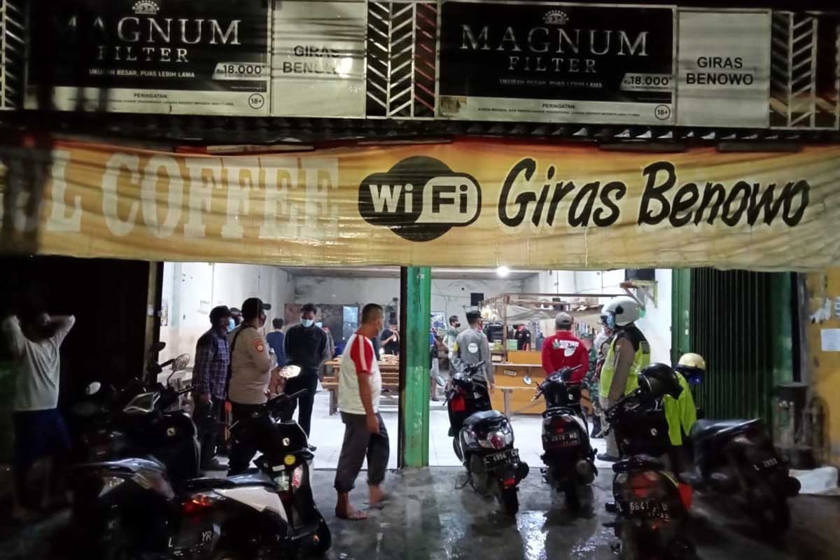 Koramil Benowo Gencarkan Razia PPKM di Jam Malam