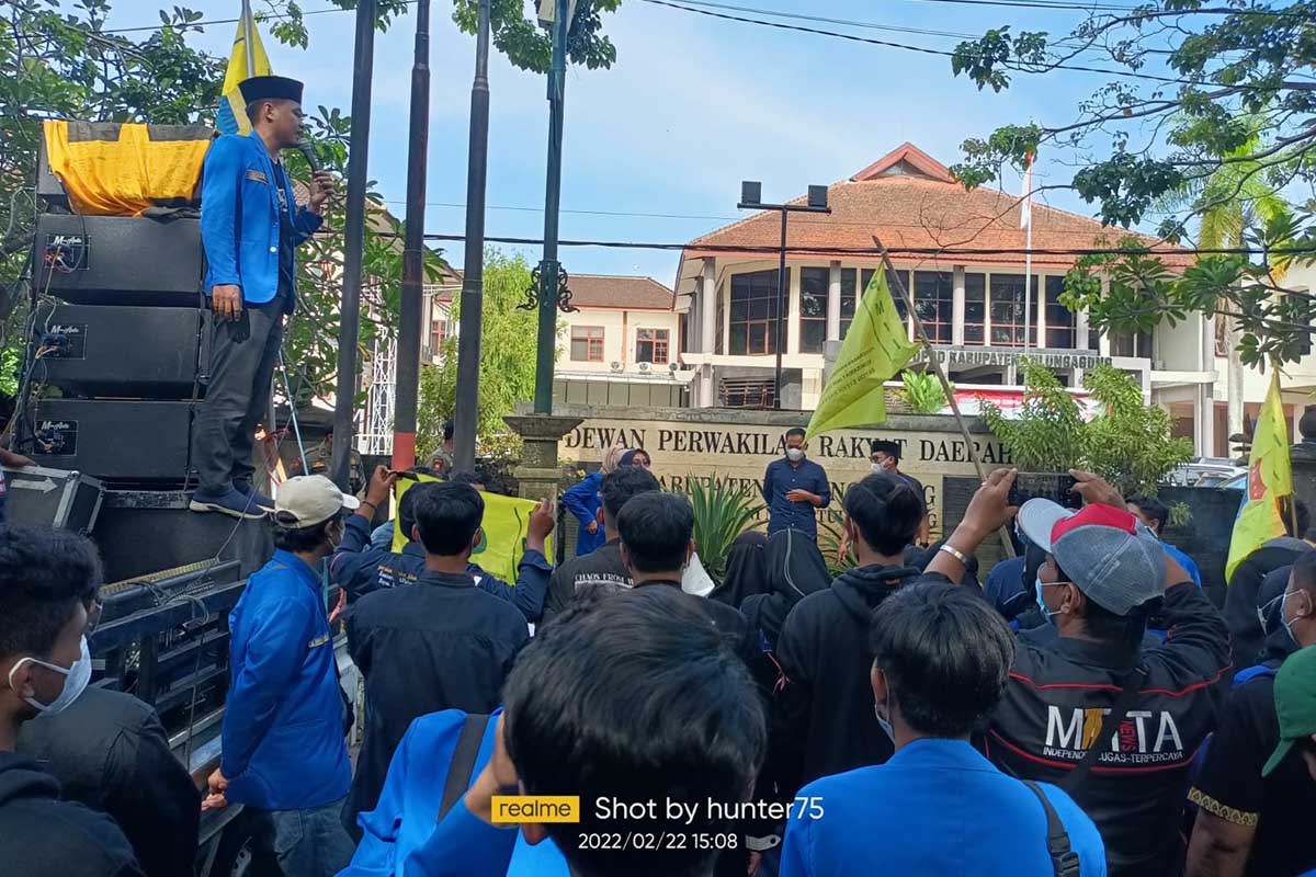 PMII Tulungagung Gelar Aksi Didepan Gedung DPRD