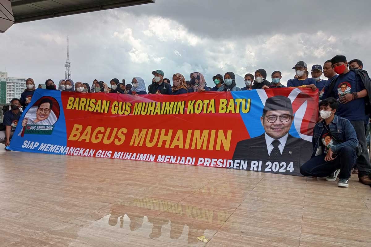 Pengucapan Deklarasi Kaum Milenial Batu untuk Dukung Gus Muhaimin jadi RI 1. (ws3) - Kaum Milenial Batu Deklarasi Dukungan Gus Muhaimin Jadi RI 1