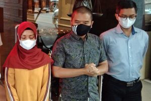 Reza Fahd memenuhi panggilan kepolisian. (jaz) - Status Pelancong Covid-19 Masih Sebagai Saksi