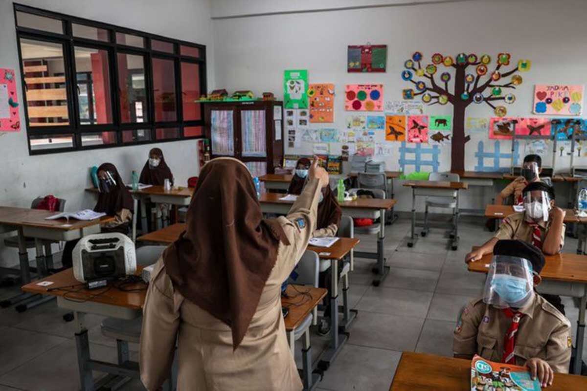 Sekolah tatap muka. (ist) - Simak Aturan Terbaru PTM Terbatas 50 Persen di Wilayah PPKM Level 2