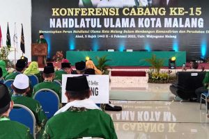 Sutiaji memberikan pengarahan dalam Konfercab PCNU Kota Malang. (jaz) - Sutiaji Dorong PCNU Kota Malang Bangun Sinergi Hingga Kolaborasi