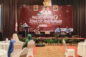 Sutiaji membuka acara 'Musrenbang Tematik Perempuan Membangun Kesetaraan Gender dan Inklusi Sosial'. (jaz) - Indeks Pemberdayaan Gender Naik, Sutiaji Tetap Cegah KDRT