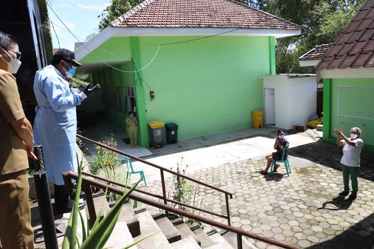 Wakil Walikota Malang Sofyan Edi Jarwoko, meninjau Isoter SKB. (ist) - Bung Edi Tinjau Isoter SKB