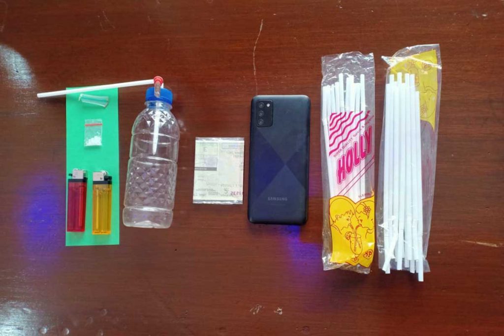 Alat bukti yang berhasil diamankan Satnarkoba Polresta Banyuwangi ketika mengamankan tersangka HR - Kedapatan Miliki Sabu Oknum Wartawan Masuk Bui