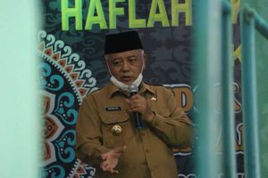 Bupati Malang, Drs HM Sanusi, saat memberikan sambutan pada acara Haflah PP Miftahul Huda, Kepanjen. (ist) - Sambut Ramadan, Bupati Malang Tutup Tempat Hiburan