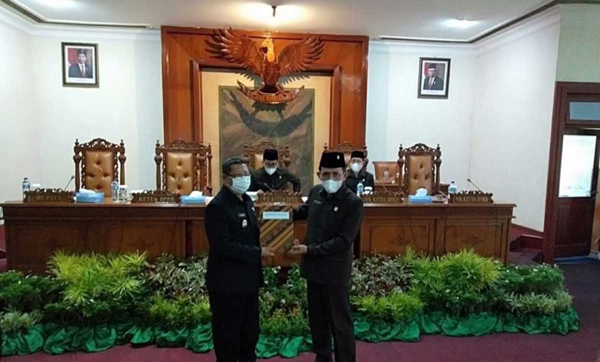 DPRD Tulungagung Gelar Rapat Paripurna Penyampaian LKPJ Bupati Akhir Tahun Anggaran 2021