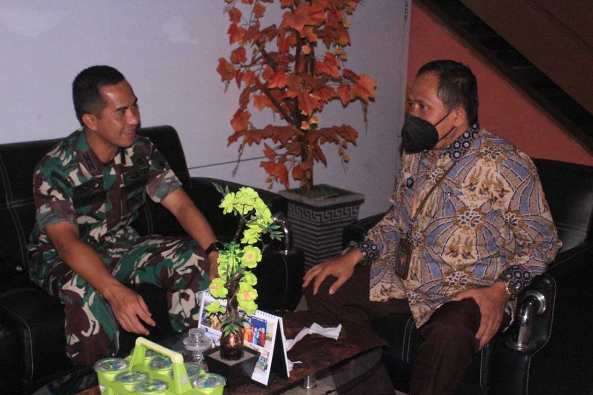 Dandim 0833/Kota Malang berdialog dengan PN Kota Malang - Tingkatkan Sinergitas, Dandim 0833/Kota Malang Kunjungi PN Kota Malang