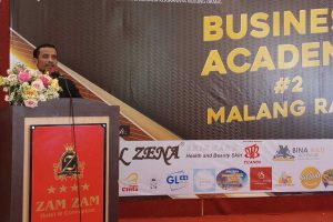 Direktur Business Academy Malang Raya, Warhum. (ws3) - Pesantren Bisnis Indonesia, Cetak Wirausahawan Baru Lewat Business Academy Di Batu