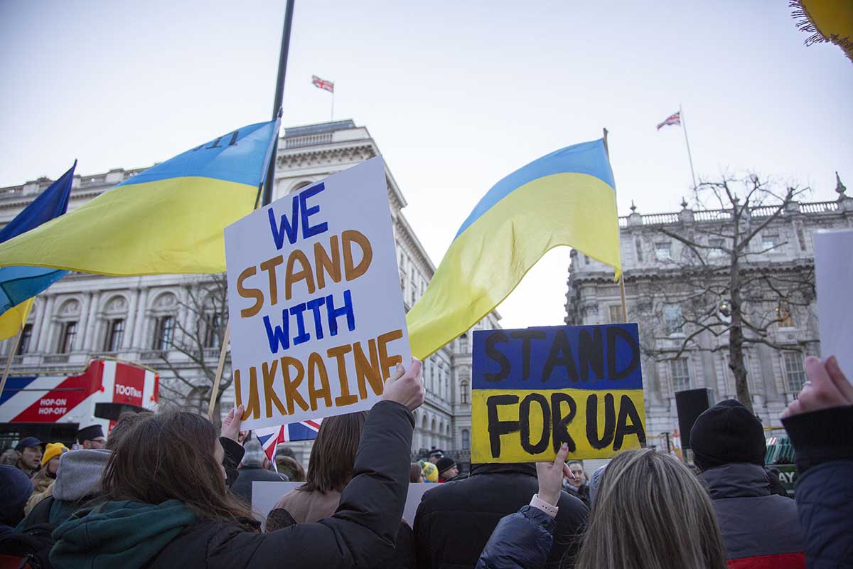 Dukungan kepada Ukraina. (ist) - Ukraina Daftarkan Diri Jadi Anggota Uni Eropa