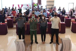 Foto bersama Penyelenggara dan peserta Pelatihan. (ws3) - Antisipasi Gempa Megathrust, Hoteliers Batu Dilatih Pencegahan dan Mitigasi Bencana