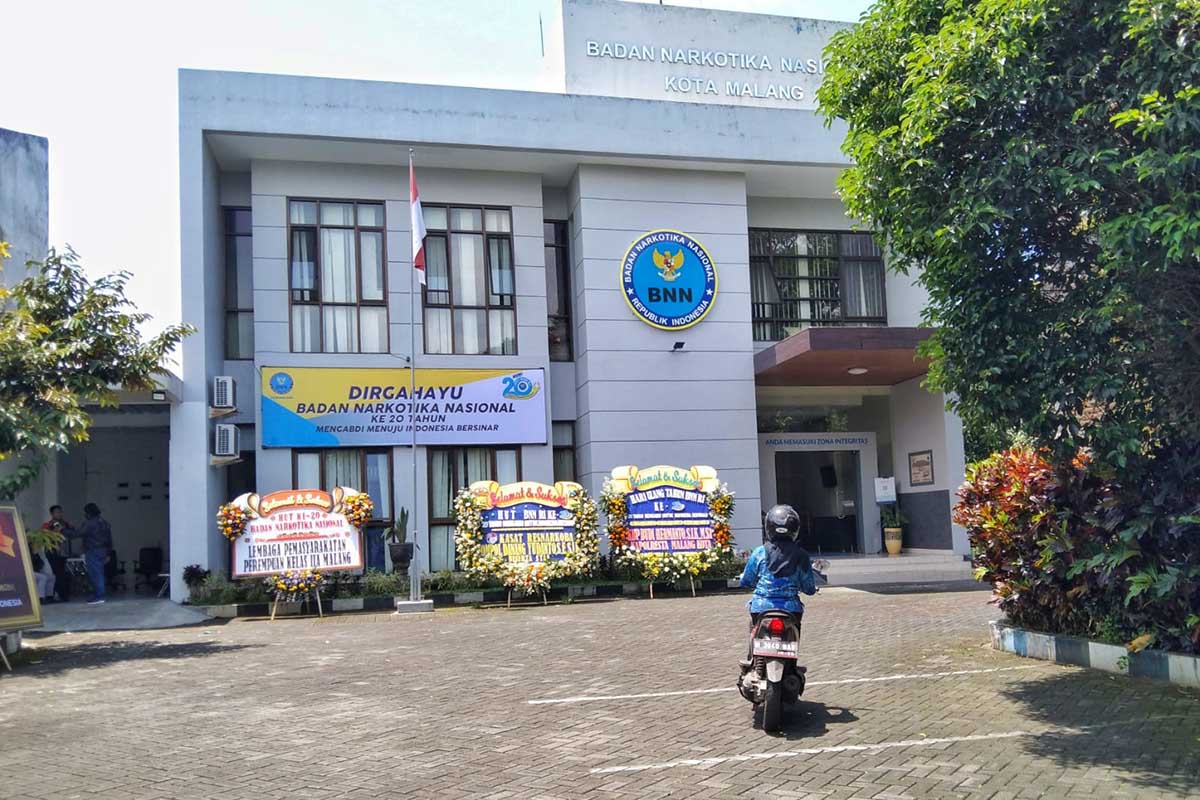 Ilustrasi BNN Kota Malang tampak dari depan. (jaz) - BNN Kota Malang Belum Temukan Narkoba Jenis LSD