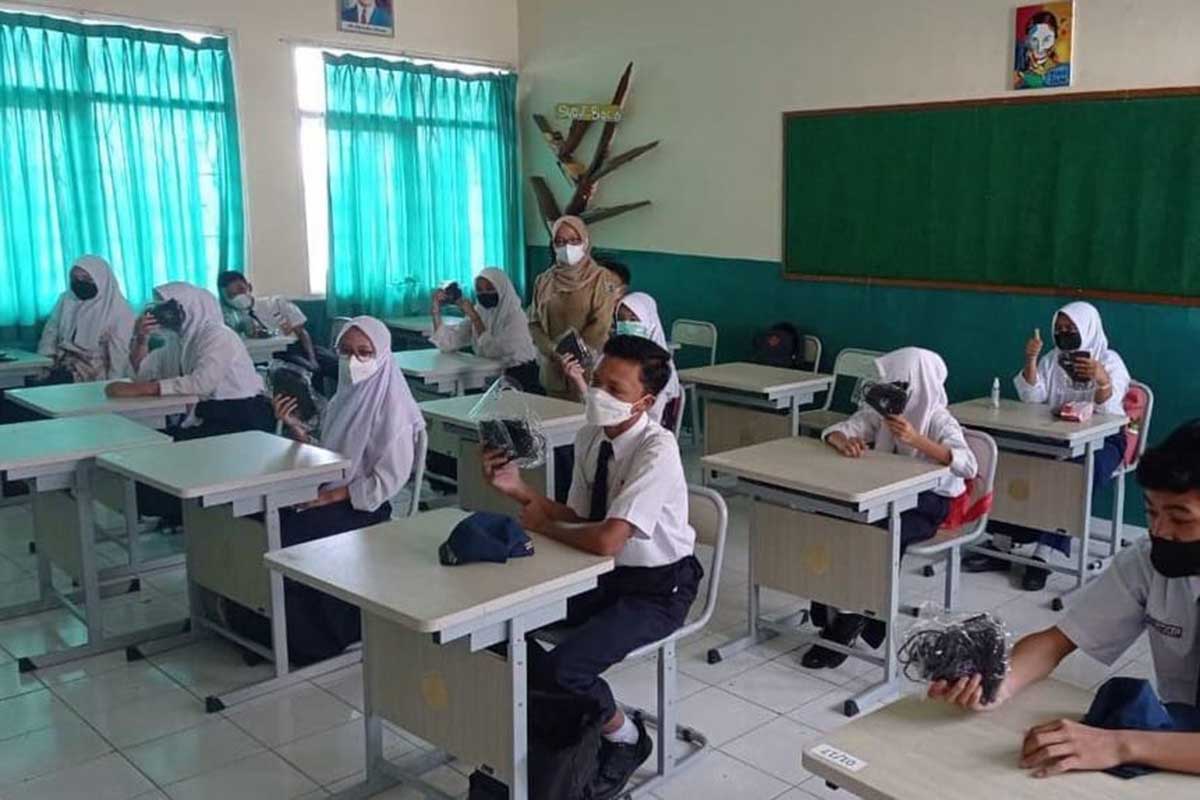 Ilustrasi Kegiatan PTM di SMP. (ist) - PPDB Jalur Zonasi, Calon Siswa Harap Perhatikan Sejumlah Ketentuan