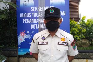 Kepala Bapenda Kota Malang ditemui di depan Balaikota Malang. (jaz) - 900 Ghost Resto Kaget Terendus Pajak di Kota Malang