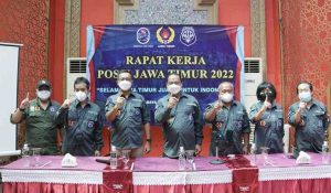 RAPAT KERJA POSSI: Ketua KONI Jatim M Nabil saat membuka pelaksanaan Rapat Kerja Provinsi (Rakerprov) POSSI di Surabaya - POSSI Jatim Diminta Tak Terlambat Lakukan Regenerasi