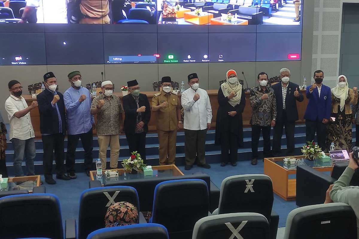 Kolaborasi pemerintah, perguruan tinggi dan pelaku usaha. (rhd) - Jaminan Produk Halal, Dukung Indonesia Kembangkan Ekonomi Halal Tourism