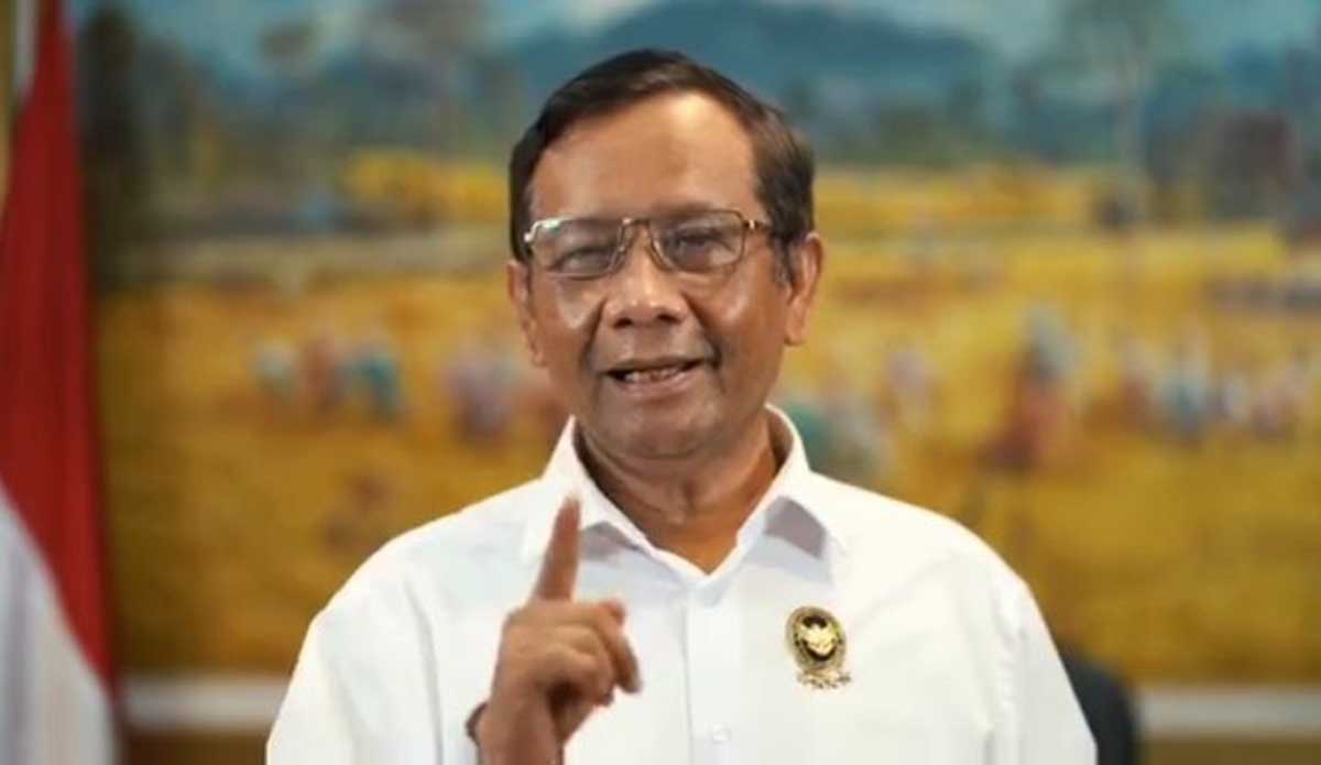 Konferensi pers PPKM. (ist) - Terbaru! Naik Pesawat Hingga Kereta Tak Perlu PCR dan Antigen