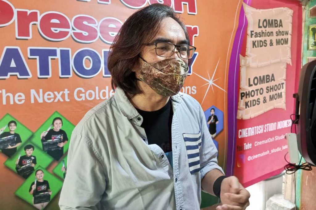 Pimpinan Cinematosh Studio Batu, Sugoy Suhendra. (ws3) - Cinematosh Kids Presenter Luluskan Puluhan Calon Broadcaster Muda