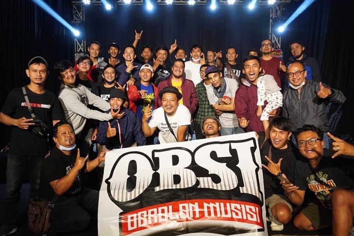 Salah satu kegiatan diskusi tentang musik di Kota Batu, yang digelar Batu Total Independen. (ist) - Peringati Hari Musik Nasional, Begini Komentar Pegiat Musik di Batu