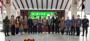 Wadan Pusterad bersama Forkopimda Kabupaten Malang. (ist) - Wadan Pusterad Jalin Silahturahmi Forkopimda Kabupaten Malang