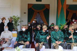 Dandim 0833 hadir di tengah-tengah jajaran Forkopimda Kota Malang. (ist) - Kali Pertama Dandim 0833 Ikut Merayakan HUT 108 Kota Malang