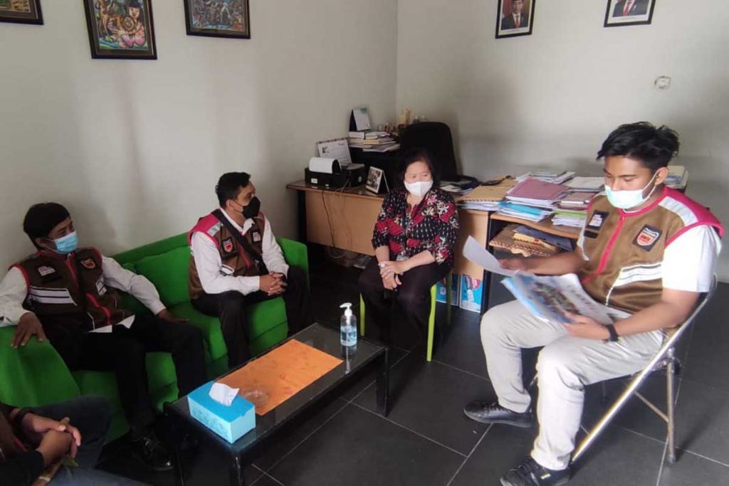 Disparta Batu lakukan pengecekan kelengkapan Sarpras Prokes di Jatim Park 2. (ist) - Disparta Batu, Lakukan monitoring dan Controling Obyek Wisata - Pastikan Wahana Aman dan Sarpras Prokes Lengkap