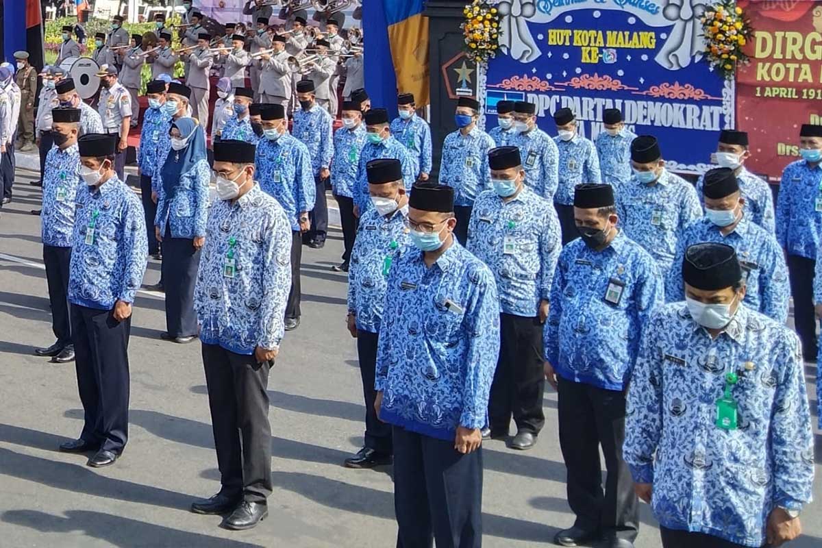 Ilustrasi ASN Kota Malang sedang dikukuhkan. (jaz) - TPP ASN Kota Malang Cair Tanpa Ada Potongan Lagi