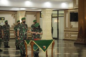 Pangdam V/Brawijaya Pimpin Sertijab Tiga Pamen di Lingkungan Kodam V/Brw