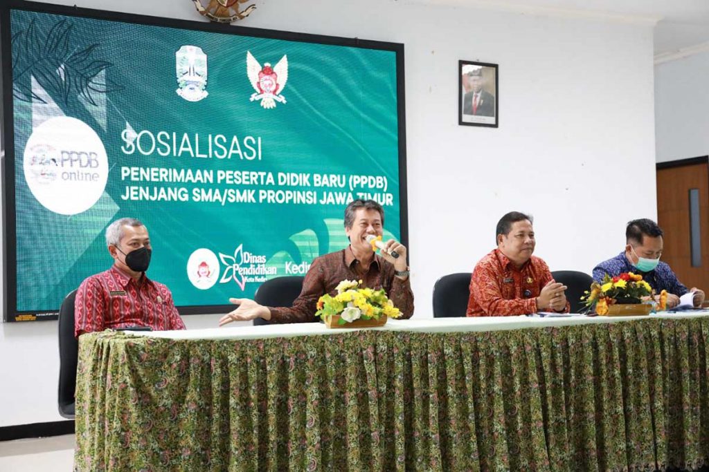 Pemkot Kediri melalui Dindik sosialisasikan aturan PPDB Jenjang SMA/SMK dan SLB Provinsi Jawa Timur Tahun 2022, Jumat (22/4). (Memo X/mid) - Dindik Sosialisasikan Aturan PPDB Jenjang SMA/SMK TA 2022/2023