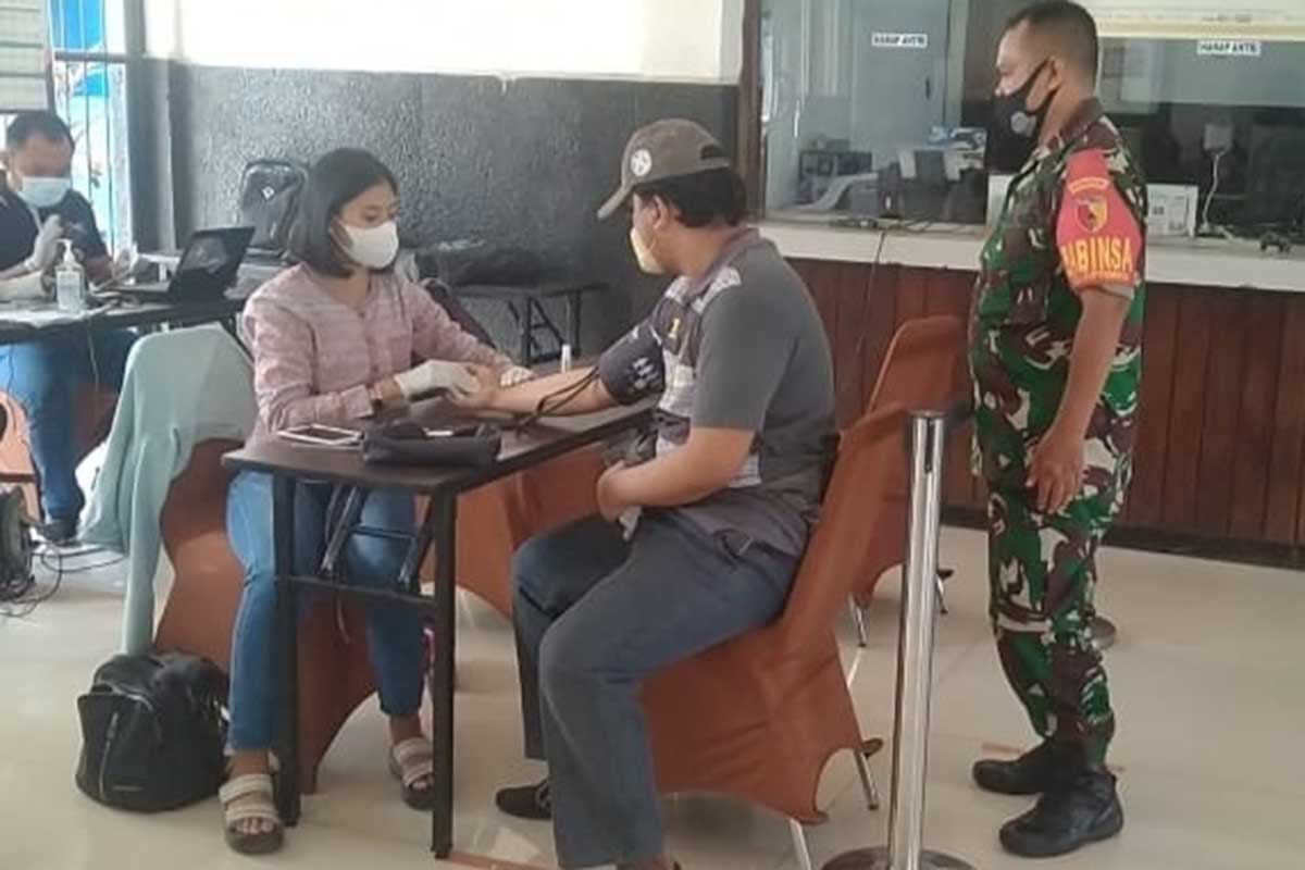 Vaksinasi booster di Stasiun KA Kotalama. (ist) - Ratusan Warga Ikuti Vaksin Booster AstraZeneca dan Pfizer di Stasiun KA Kotalama