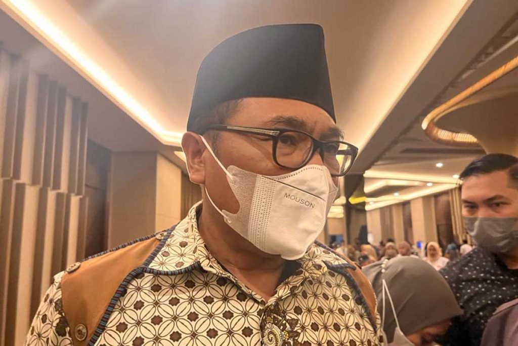 Wakil Wali Kota Malang, Sofyan Edi Jarwoko, saat menjawab pertanyaan awak media. (ws5) - Ceceran Kotoran Manusia di JPO Alun-Alun Malang, Wawali: Pelakunya ODGJ. Ada Rekamannya