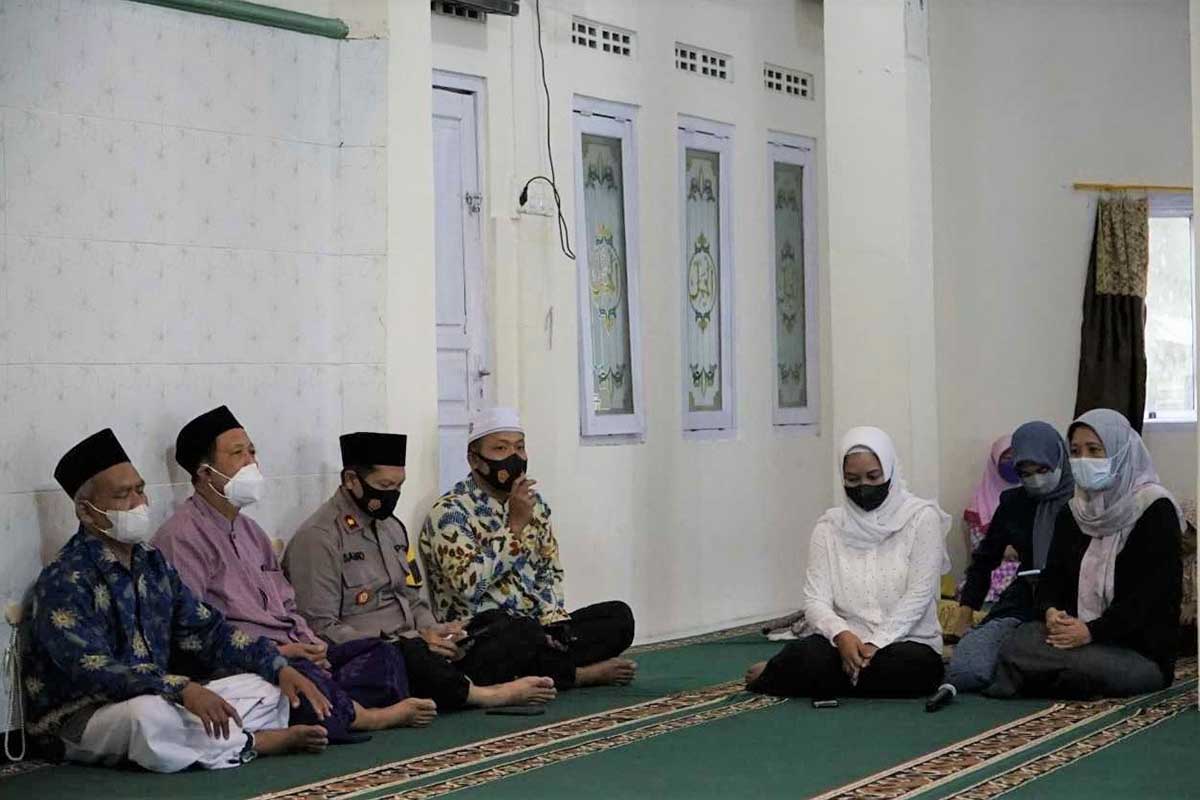 Wali Kota bersama Forkopimda safari Ramadhan di Masjid Al Djamal. (Memo X/mrg) - Wali Kota Safari Salat Ashar dan Subuh Selama Bulan Ramadan