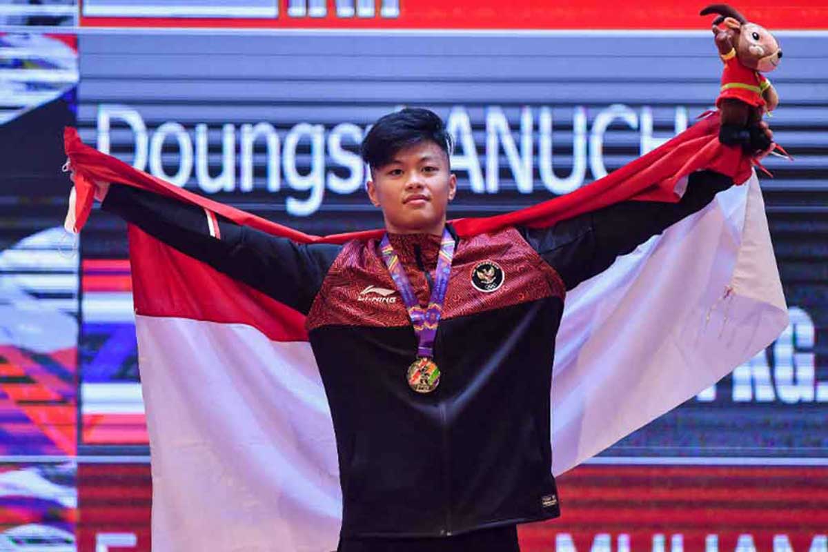 Atlet angkat besi Rahmat Erwin. (ist) - Indonesia Makin Kokoh di 3 Besar Klasemen Sea Games 2021