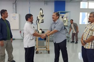 Penyerahan simbolis robot welding OTC Daihen Tipe AII–B4.