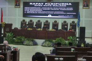 Paripurna penyampaian jawaban Wali Kota Malang atas pandangan umum fraksi. (rhd) - Jawaban Wali Kota Malang Atas Pandangan Fraksi Terhadap Dua Ranperda