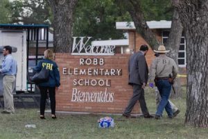 Penembakan massal di sekolah Texas. (ist) - Pelaku Penembakan di Texas Beli Senapan Saat Ulang Tahun ke-18