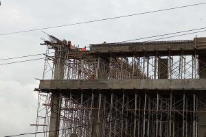 Potret pembangunan salah satu zona di Proyek Pasar Among Tani Batu. (dik) - Pekan ini Terbangun 12,49 Persen - Update Pembangunan Pasar Batu