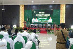 Suasana pembukaan bimbingan bagi Calon Jemaah Haji (CJH) di Tulungagung. (Memo X/jaz) - 388 CJH akan Mengikuti Bimbingan - Pemkab Subsidi Pemberangkatan dan Pemulangan Embarkasi Surabaya
