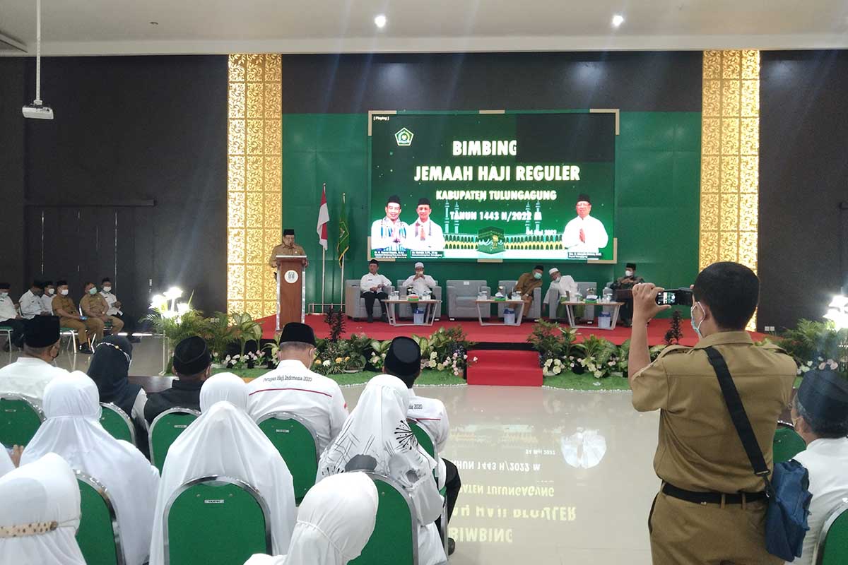 Suasana pembukaan bimbingan bagi Calon Jemaah Haji (CJH) di Tulungagung. (Memo X/jaz) - 388 CJH akan Mengikuti Bimbingan - Pemkab Subsidi Pemberangkatan dan Pemulangan Embarkasi Surabaya