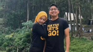 Atalia Praratya dan putranya Eril. (ist) - Jenazah Eril Akan Dipulangkan ke Indonesia, Atalia Menunggu di Bandara Soetta