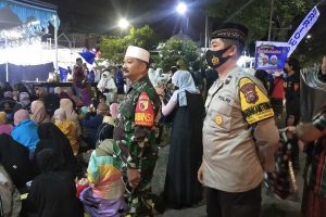Babinsa-Bhabinkamtibmas Gadang monitoring Majelis Ta'lim Wal Maulid Ar-Ridwan. (ist) - Pastikan Kondusif dan Prokes, Babinsa-Bhabinkamtibmas Gadang Monitoring Majelis Ta'lim