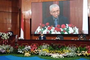 Ketua Dewan Profesor UB, Prof Dr Armanu SE MSc menyampaikan sambutannya. (rhd)