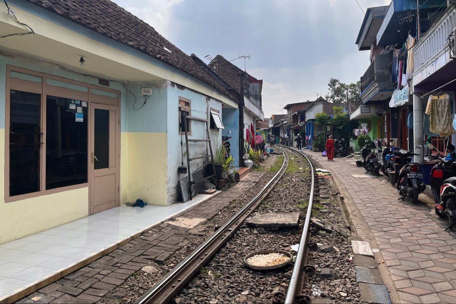 Kawasan yang akan direncanakan dilakukan pelebaran jalur lintasan kereta api oleh PT KAI DAOP 8 Surabaya. (bim) - PT KAI Rencanakan Lebarkan Rel, 301 KK di Kota Malang Diminta Pindah