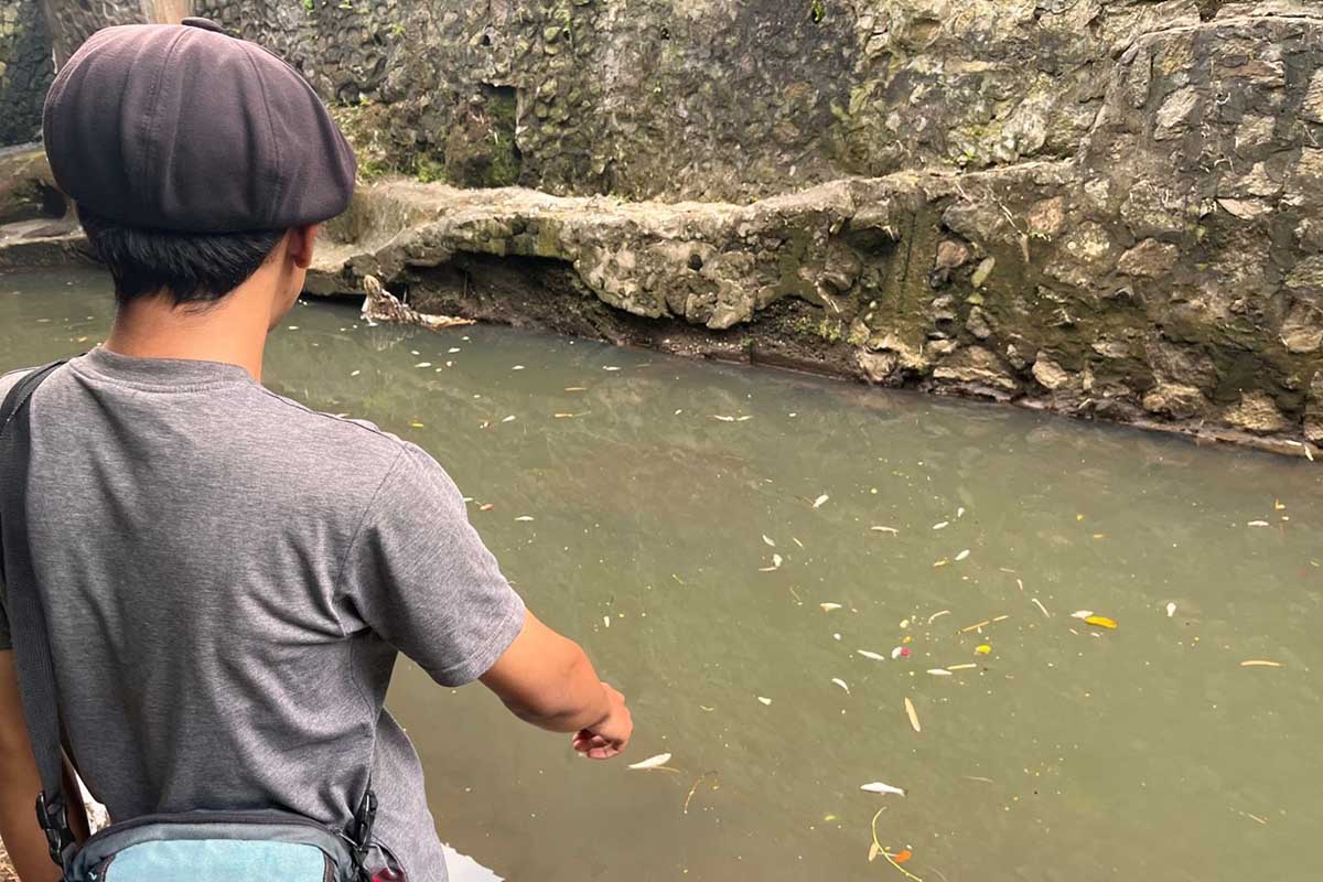 Lokasi Sungai Braholo yang tercemar diduga karena limbah peternakan. (bim) - Sungai di Landungsari Diduga Tercemar Limbah Peternakan