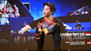 Penghargaan Hall of Fame Liliyana Natsir. (ist) - Liliyana Natsir Masuk BWF Hall of Fame