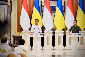 Pertemuan Presiden Jokowi dan Presiden Ukraina Zelensky. (ist) - Poin Pertemuan Jokowi dan Zelensky: Tawarkan Jadi Pembawa Pesan Hingga Undang ke KTT G20